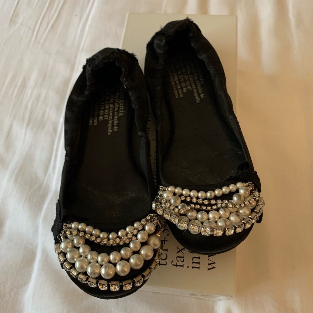 Pedro Garcia Ginger Flat Black Satin Jeweled 36.5